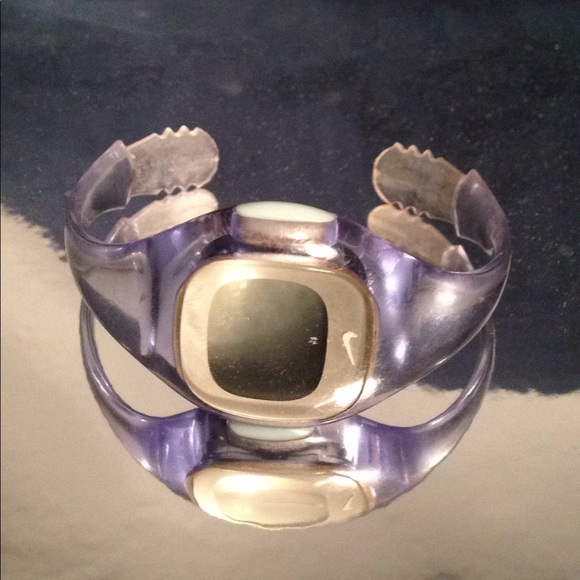 Nike H2O resistant digital watch - Picture 2 of 3